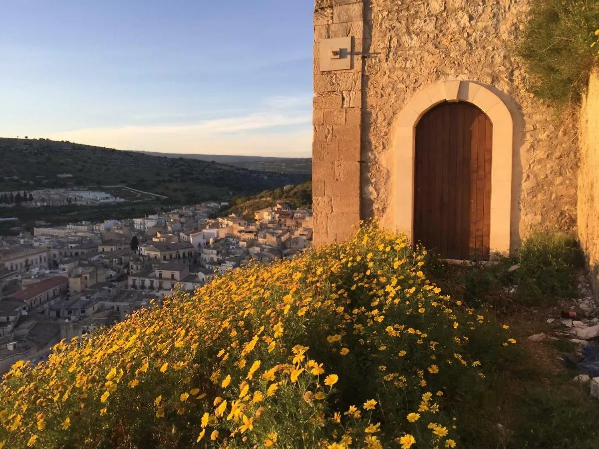 فيلا Casa Helenia Bruca Cava dʼAliga إيطاليا